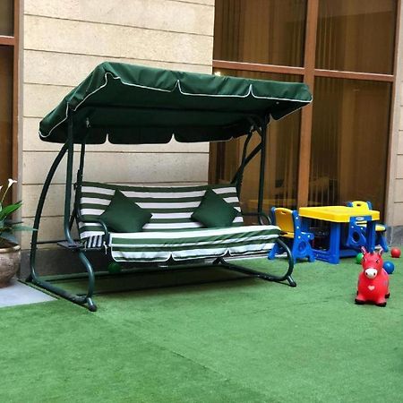 California Boutique Hotel Erevan Esterno foto