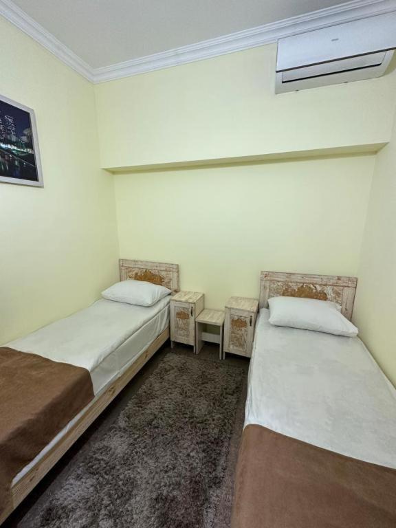California Boutique Hotel Erevan Esterno foto